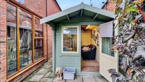 Photo 19- click for photo gallery